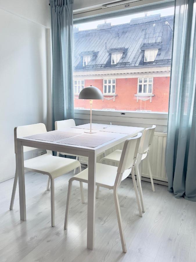 Lovely Central Apartment Хельсинки Экстерьер фото